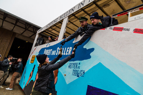 Thumbnail: JA 15776 Faschingswagen Landjugnend 01_03_2025.jpg